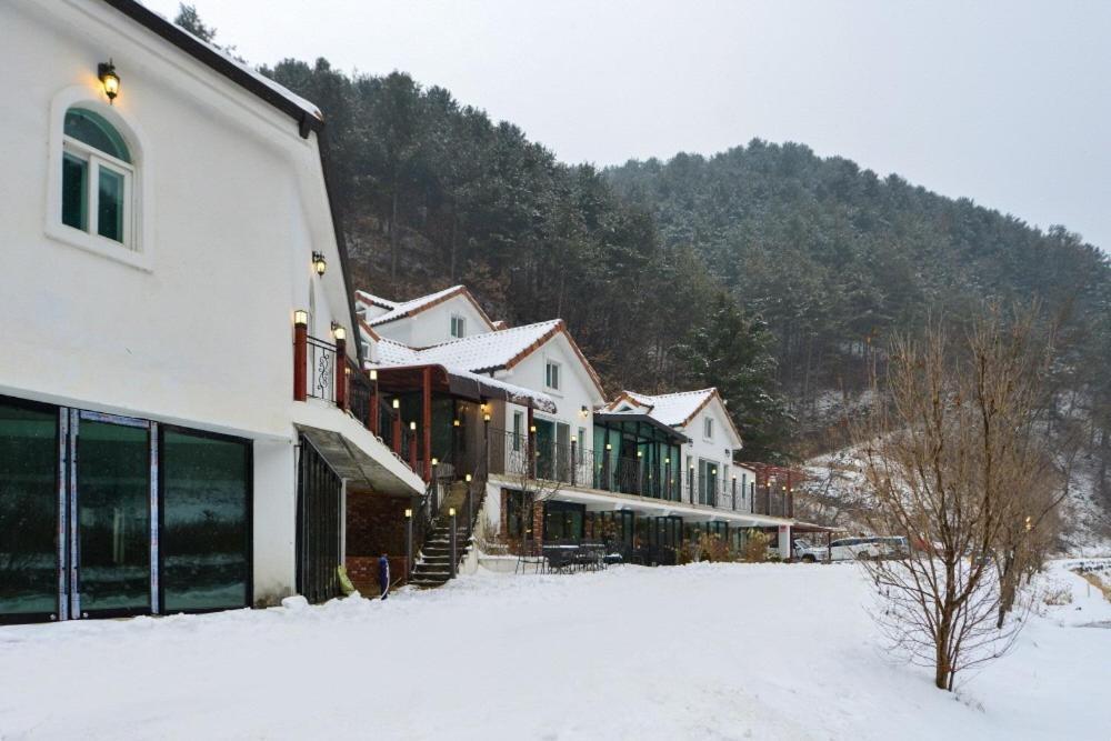 Haneulbit Gwangang Nongwon Otel Chuncheon Dış mekan fotoğraf